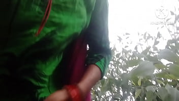 Desi Bhabhi Unleashes Her Wild Side In The Indian Jungle, Dripping With Raw Desire