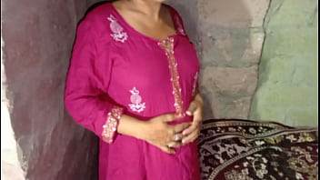 Hot Bhabhi And Devar’s Steamy Home Encounter With Hindi Moans
