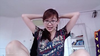 Asian Babe’s Rapid-fire Dirty Talk