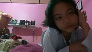 Gadis Mulus Clara Tanggalkan Jilbab, Tubuh Menggoda Siap Dihardcore
